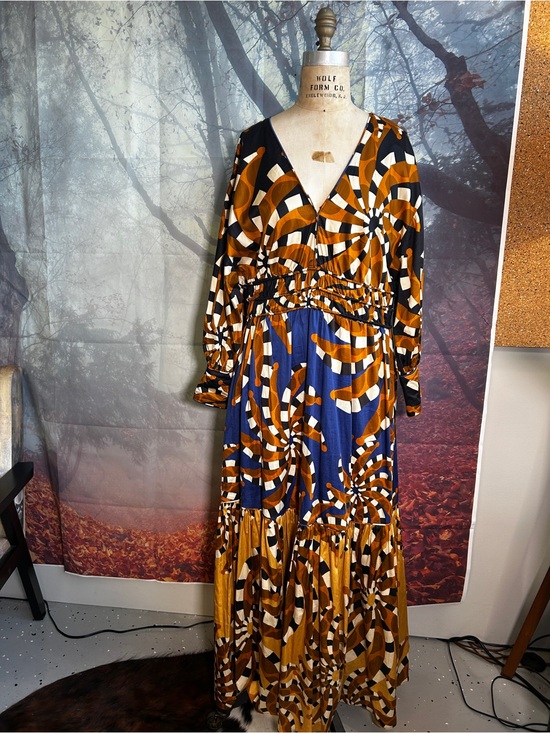 FARM Rio Dresses & Skirts - FARM Rio Spiral-Print Maxi Dress in Blue, Black & Gold